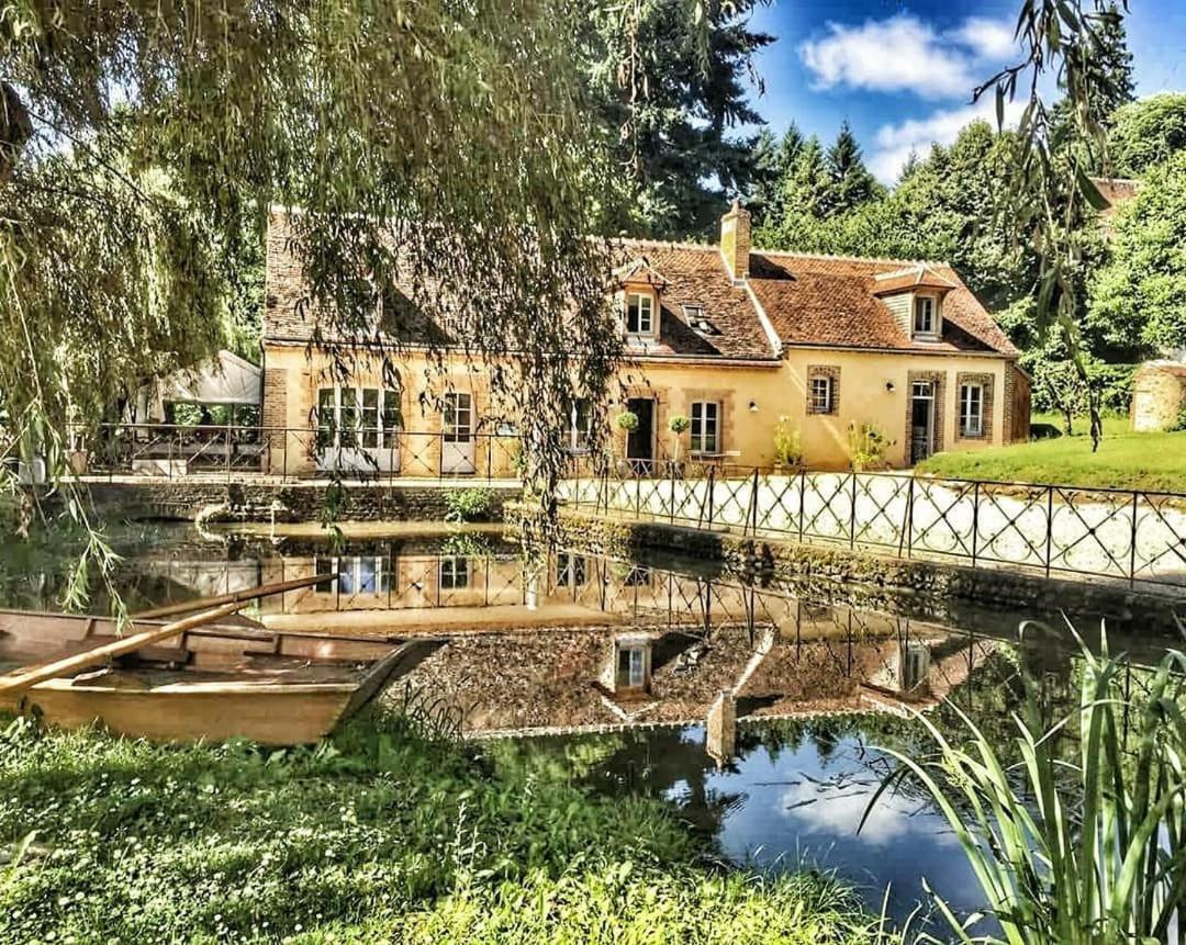 Le Moulin De Corneil Acomodação com café da manhã Mézilles Exterior foto